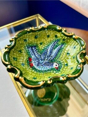 🕊️Italian Hand-Painted Ceramic Trinket Dish w/ 24K Gold Border